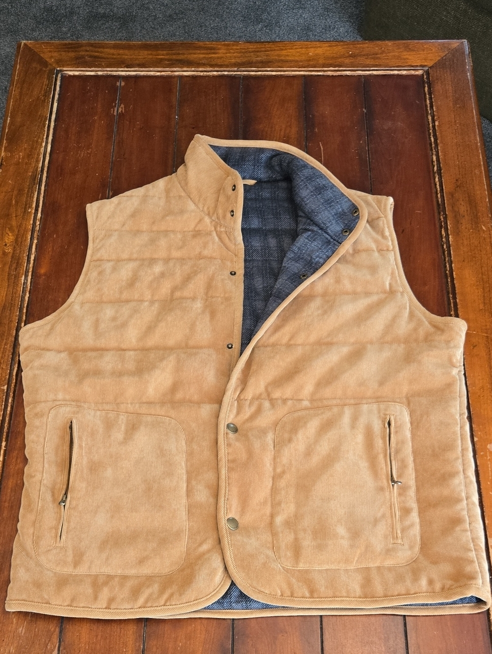 Vineyard Vines Tan Quilted Corduroy Vest with Plaid Lining